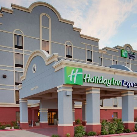 Holiday Inn Express Greenwood Exterior photo