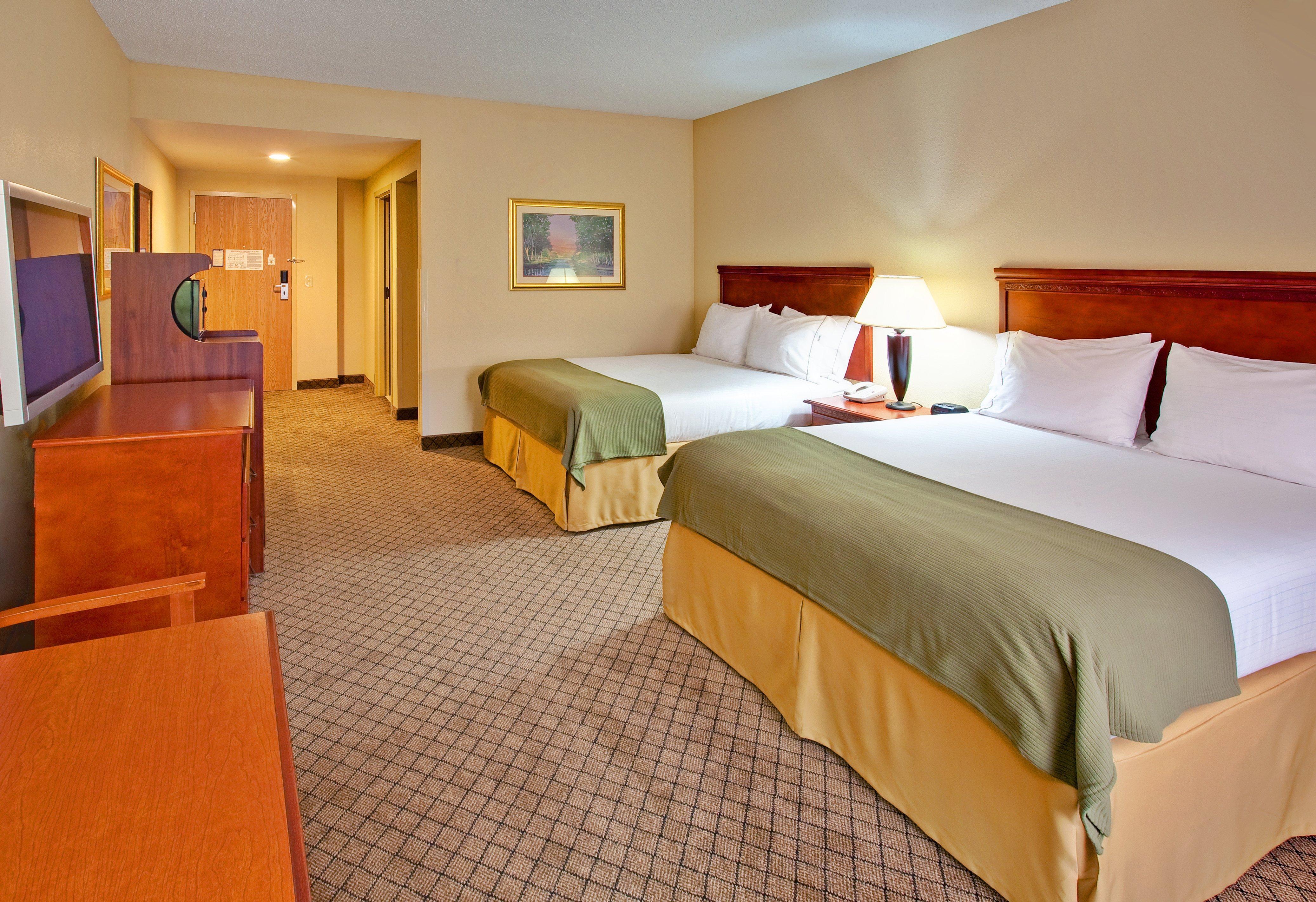 Holiday Inn Express Greenwood Exterior photo
