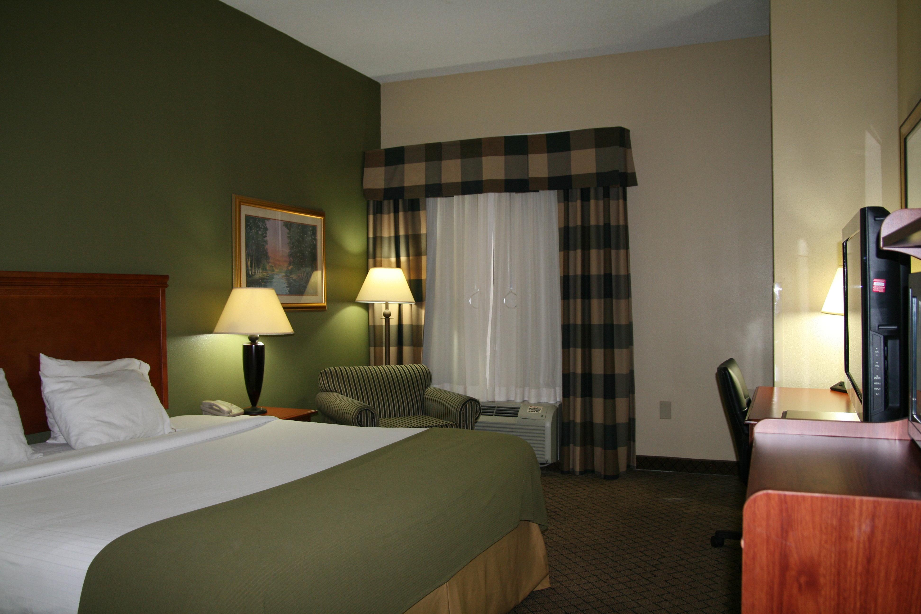 Holiday Inn Express Greenwood Exterior photo